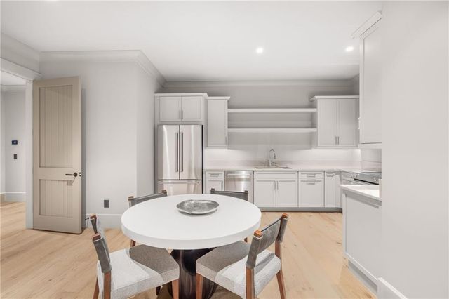 6091 GC Crow Road, Flowery Branch, GA 30542