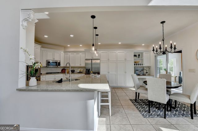 6336 Old Shadburn Ferry Road, Buford, GA 30518