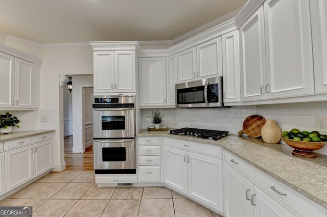 6336 Old Shadburn Ferry Road, Buford, GA 30518