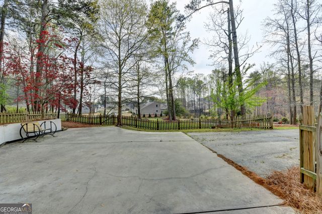 6336 Old Shadburn Ferry Road, Buford, GA 30518