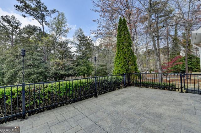 6336 Old Shadburn Ferry Road, Buford, GA 30518