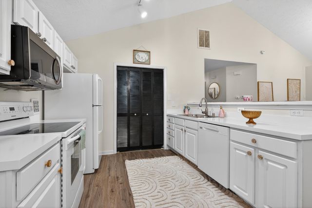 2776 Trailwood Lane, Lexington, KY 40511