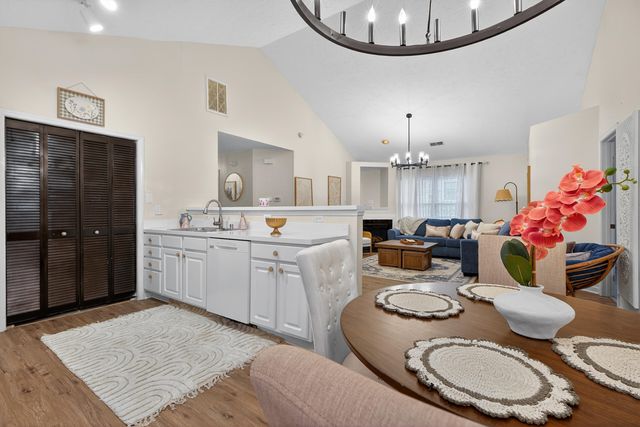 2776 Trailwood Lane, Lexington, KY 40511