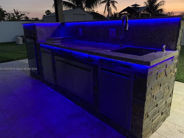 16344 SW 275th Ter, Homestead, FL 33031