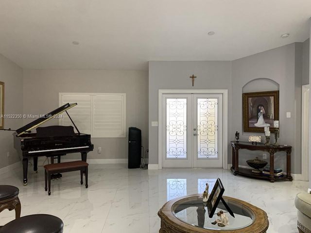 16344 SW 275th Ter, Homestead, FL 33031