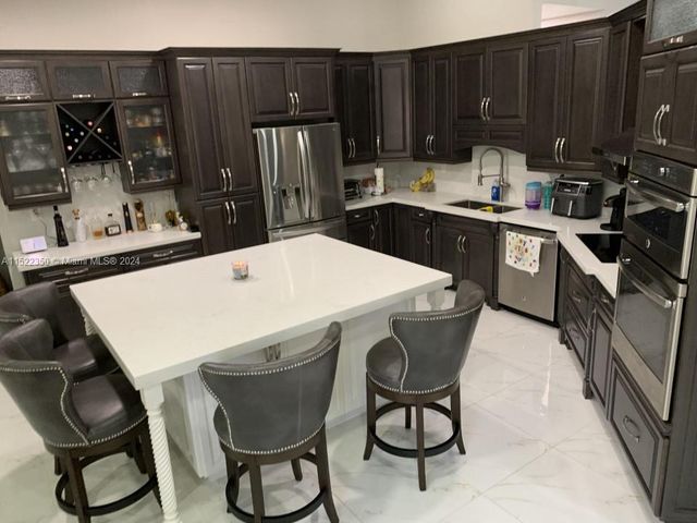 16344 SW 275th Ter, Homestead, FL 33031