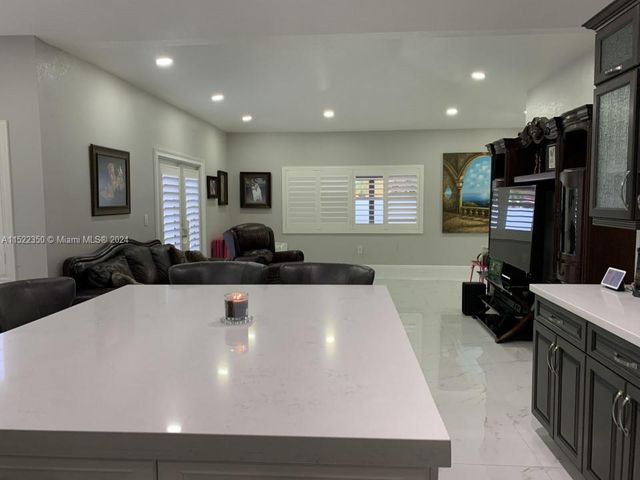 16344 SW 275th Ter, Homestead, FL 33031