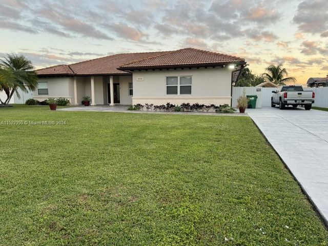 16344 SW 275th Ter, Homestead, FL 33031