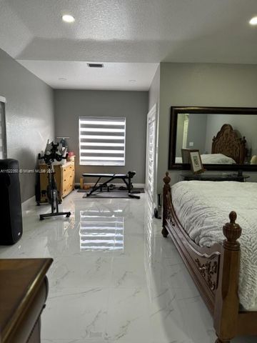 16344 SW 275th Ter, Homestead, FL 33031