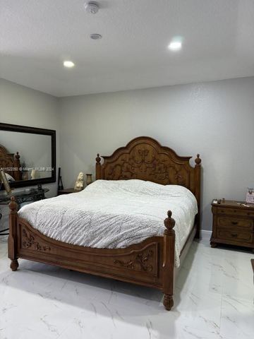 16344 SW 275th Ter, Homestead, FL 33031