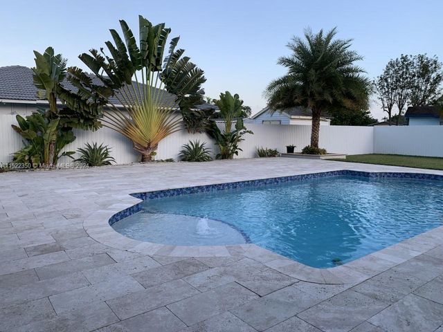 16344 SW 275th Ter, Homestead, FL 33031