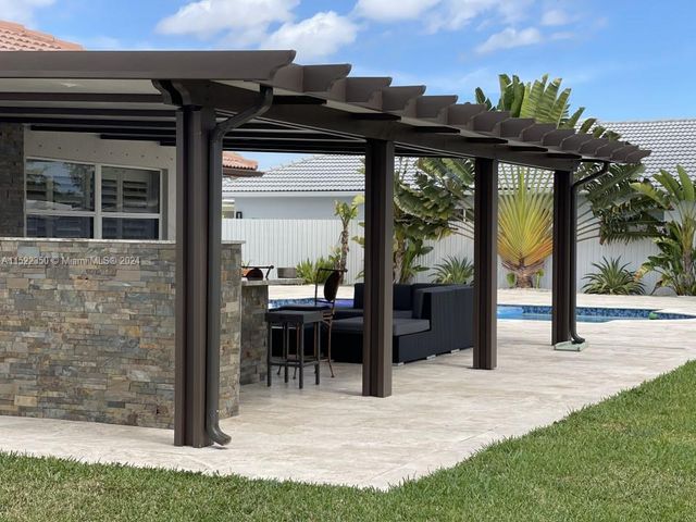 16344 SW 275th Ter, Homestead, FL 33031