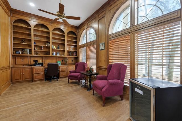 46 Pebble Cove Drive, The Woodlands, TX 77381