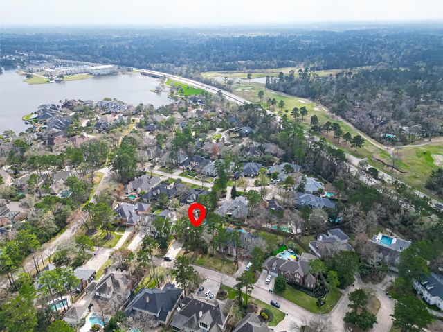 46 Pebble Cove Drive, The Woodlands, TX 77381