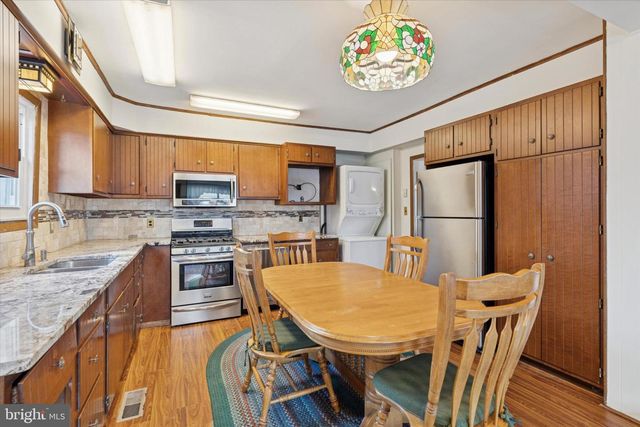 400 S NICE, Frackville, PA 17931