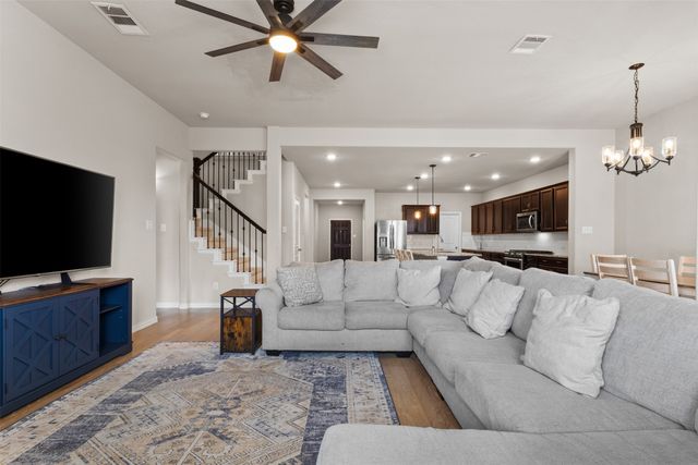 2304 Ravensway Road, Crandall, TX 75114