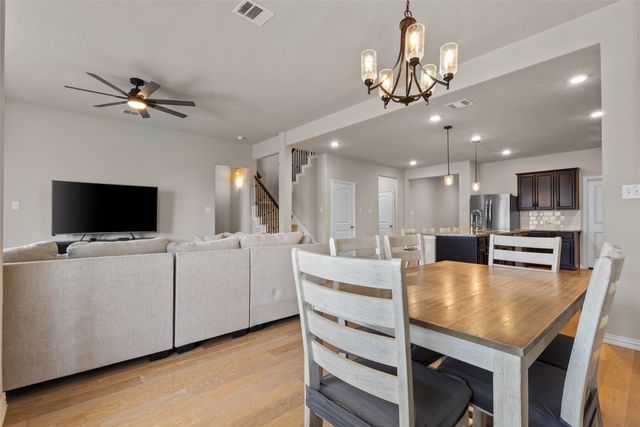 2304 Ravensway Road, Crandall, TX 75114