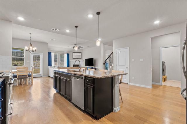 2304 Ravensway Road, Crandall, TX 75114