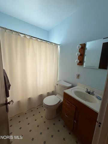 4025 Belmar Avenue, Toledo, OH 43612