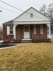 4025 Belmar Avenue, Toledo, OH 43612