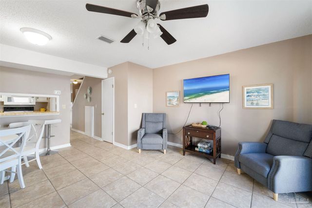 344 E Beach Blvd 10, Gulf Shores, AL 36542