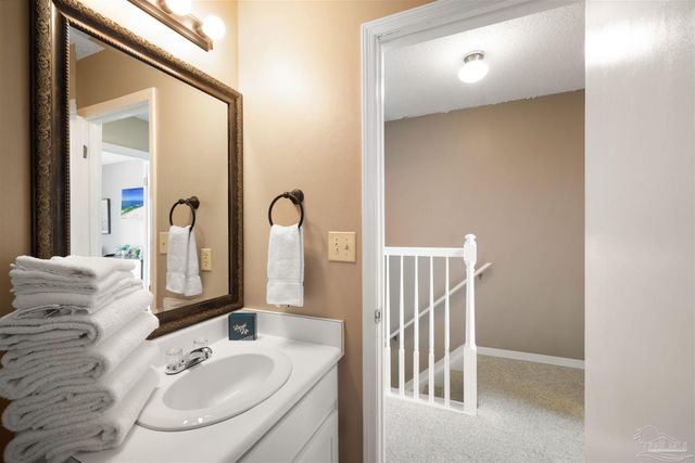 344 E Beach Blvd 10, Gulf Shores, AL 36542