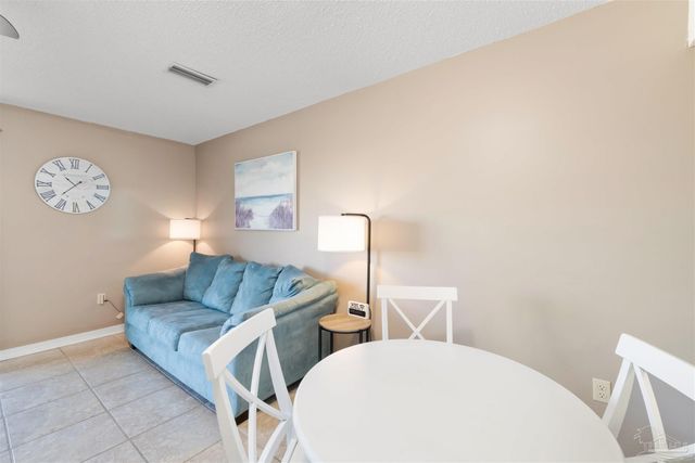 344 E Beach Blvd 10, Gulf Shores, AL 36542