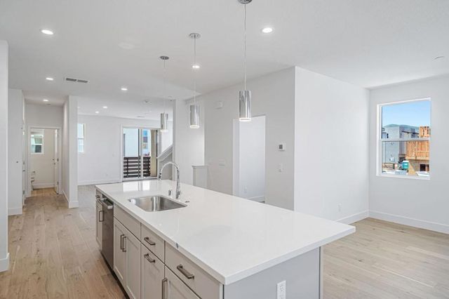 5001 Seashell Terrace, San Ramon, CA 94583