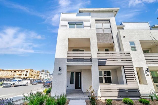 5001 Seashell Terrace, San Ramon, CA 94583