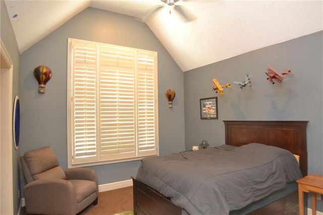 6328 N Spruce Avenue, Kansas City, MO 64119