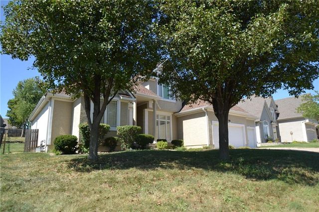6328 N Spruce Avenue, Kansas City, MO 64119