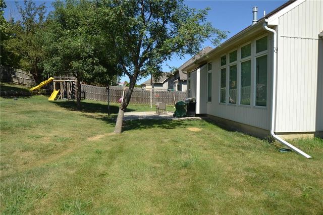 6328 N Spruce Avenue, Kansas City, MO 64119