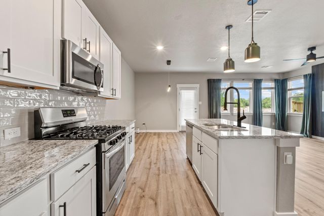 2251 Rocoso TRL, Leander, TX 78641