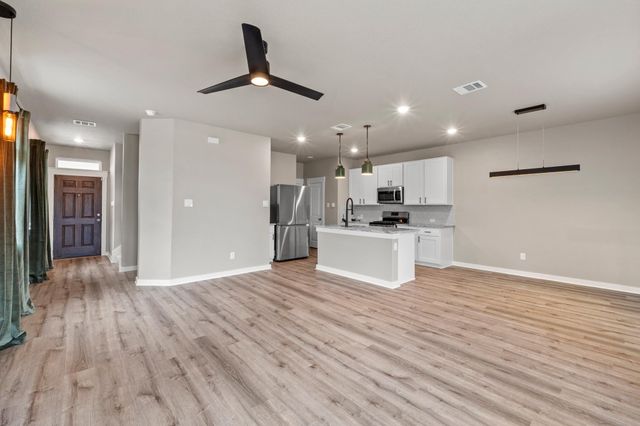 2251 Rocoso TRL, Leander, TX 78641
