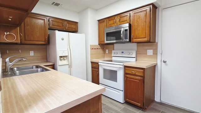 2408 Centaurus Drive, Garland, TX 75044