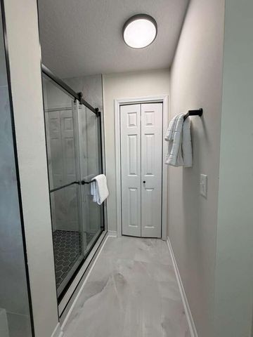 2202 Avenida De Sol, Navarre, FL 32566