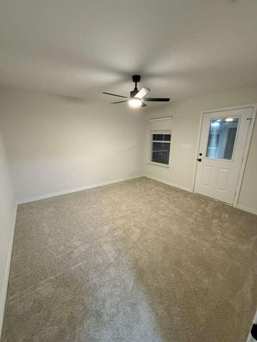 2202 Avenida De Sol, Navarre, FL 32566