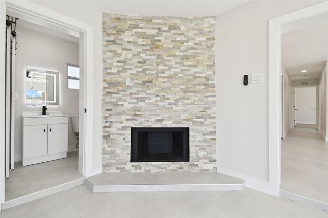 4715 W WISCONSIN AVENUE, Tampa, FL 33616