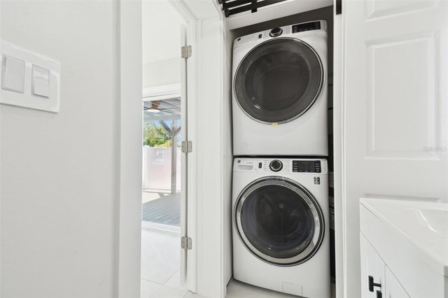 4715 W WISCONSIN AVENUE, Tampa, FL 33616