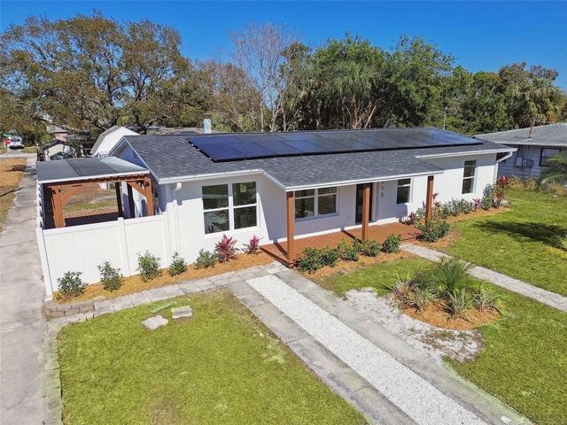 4715 W WISCONSIN AVENUE, Tampa, FL 33616