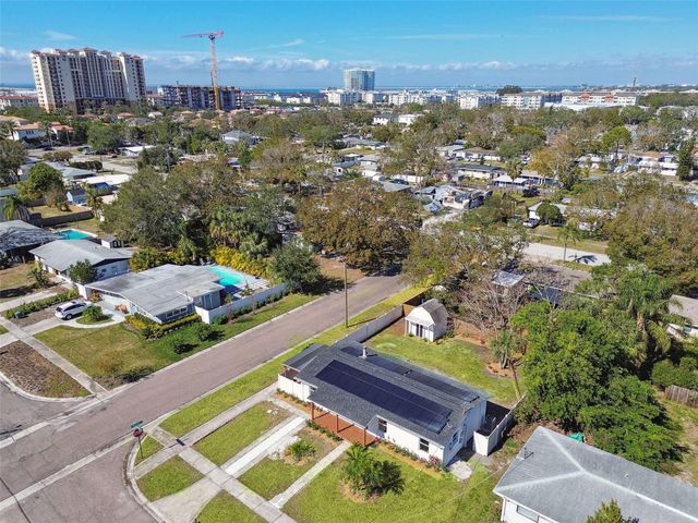 4715 W WISCONSIN AVENUE, Tampa, FL 33616