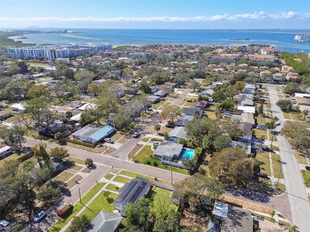 4715 W WISCONSIN AVENUE, Tampa, FL 33616