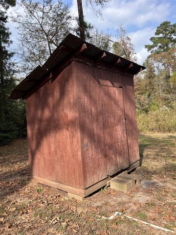 283 Bobwhite Lane, Livingston, TX 77351