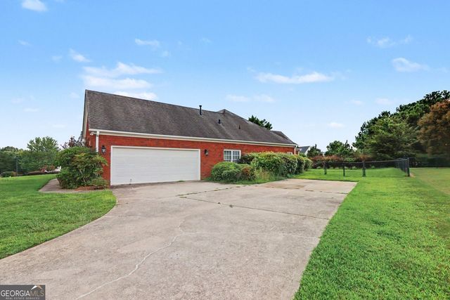 17 Windermere Bend NW, Cartersville, GA 30120