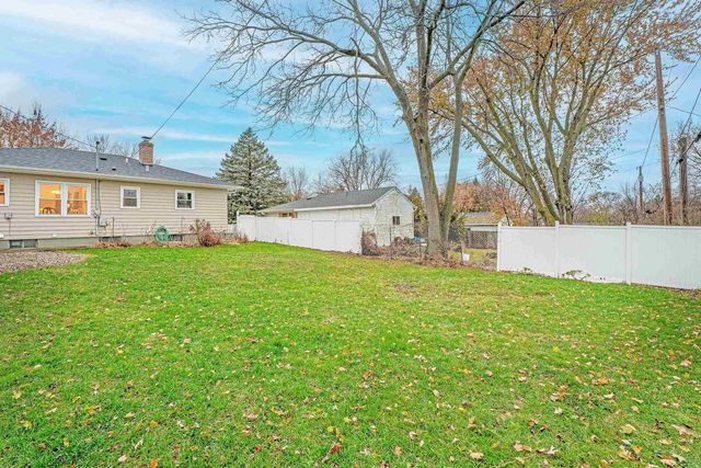 1526 ARIZONA Pass, Madison, WI 53704