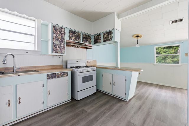 204 Cenac Street, Houma, LA 70364