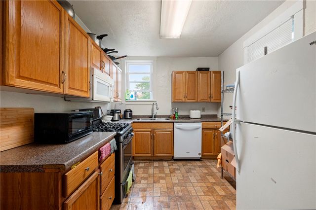 129 Burrows St, Oakland, PA 15213