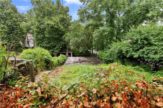 129 Burrows St, Oakland, PA 15213