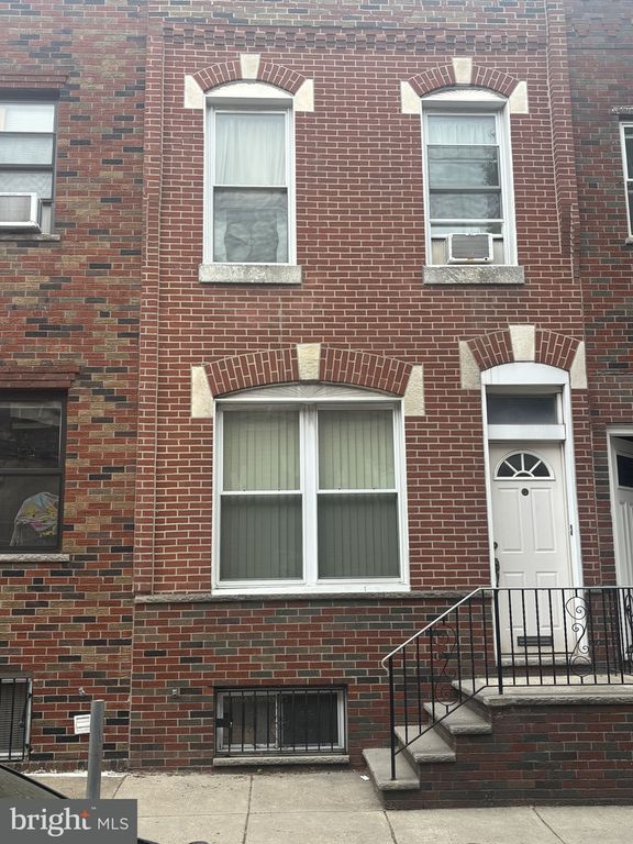 2313 SOUTH DARIEN ST, Philadelphia, PA 19148