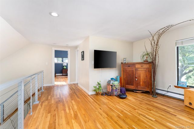 4 Joysan Court, Hampton Bays, NY 11946